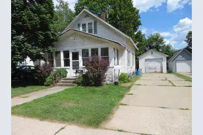 324 S Washington Street, Shawano, WI 54166 - Photo 2