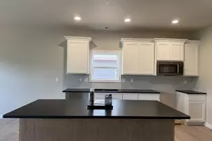 1259 Autumn Fld Ln, De Pere, WI 54115 - Photo 6