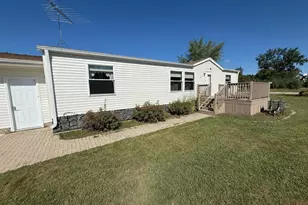 102 S Park St, Bowler, WI 54416 - Photo 38