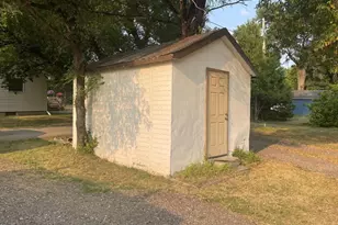 708 E Breitung Ave, Kingsford, MI 49802 - Photo 40