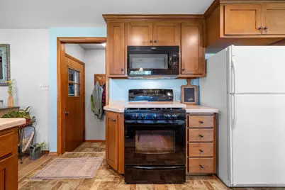 1016 Chantel Street, Green Bay, WI 54304 - Photo 10