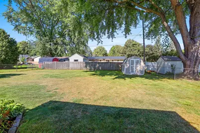 1016 Chantel Street, Green Bay, WI 54304 - Photo 28