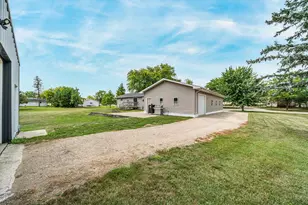 310 Lincoln Ave, Omro, WI 54963 - Photo 28