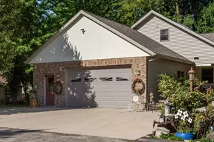 223 Woodland Dr, Waupun, WI 53963 - Photo 32