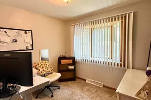 1135 W Marquette St, Appleton, WI 54914 - Photo 12