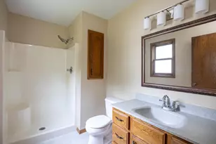 339 Windingbrook Dr, Oshkosh, WI 54904 - Photo 18