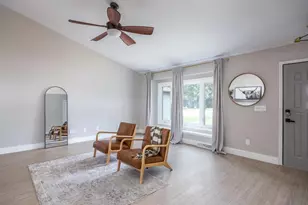 1005 Freedom Ave, Oshkosh, WI 54901 - Photo 2