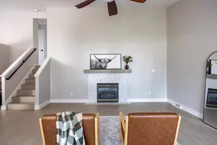 1005 Freedom Ave, Oshkosh, WI 54901 - Photo 4