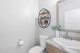 2601 St Thomas Ln, Neenah, WI 54956 - Photo 10