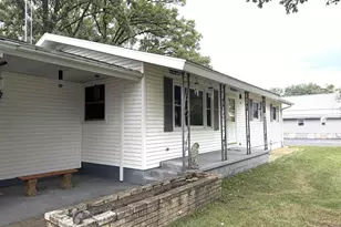 221 N Linden St, Adams, WI 53910 - Photo 2