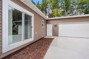 612 Allied Ct, Oconto, WI 54153 - Photo 2