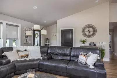 4944 Ormand Beach Court, Oshkosh, WI 54904 - Photo 14