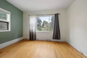 1240 S Jackson St, Green Bay, WI 54301 - Photo 6