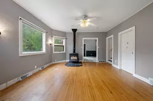 1240 S Jackson St, Green Bay, WI 54301 - Photo 10