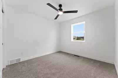 1837 London Road, Green Bay, WI 54311 - Photo 28