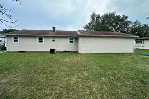 2406 34th St, Two Rivers, WI 54240 - Photo 20