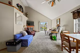 711 W Packer Ave, Oshkosh, WI 54901 - Photo 14