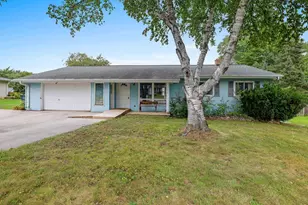 1648 View Ln, Green Bay, WI 54313 - Photo 1