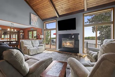 125 W Highland Drive, Oconto Falls, WI 54154 - Photo 10