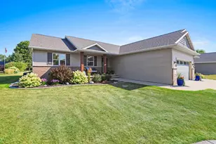 W6438 Sawtooth St, Menasha, WI 54952 - Photo 46
