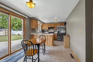 2360 Kincaid Ave, Oshkosh, WI 54904 - Photo 32
