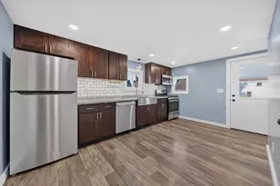 400 W 7th Ave, Oshkosh, WI 54902 - Photo 6
