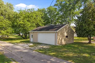 1583 Butte Des Morts Beach Rd, Neenah, WI 54956 - Photo 42