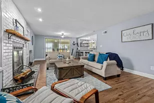 1583 Butte Des Morts Beach Rd, Neenah, WI 54956 - Photo 4