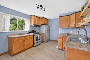 204 8th St, Fond du Lac, WI 54935 - Photo 8