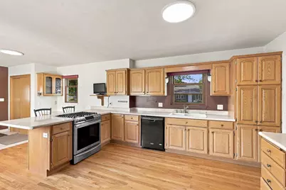 1117 Baldwin Avenue, Oshkosh, WI 54901 - Photo 68