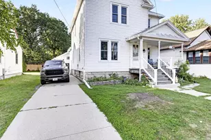 1208 Winnebago Ave, Oshkosh, WI 54901 - Photo 4