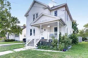 1208 Winnebago Ave, Oshkosh, WI 54901 - Photo 1