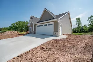 300 Deer Shed Trl, Green Bay, WI 54311 - Photo 46