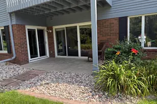2935 Mossy Oak Cir, Green Bay, WI 54311 - Photo 2