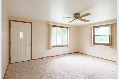 825 Stony Brook Lane, Green Bay, WI 54304 - Photo 6