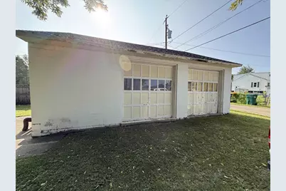 311 Terrace Avenue, Marinette, WI 54143 - Photo 32