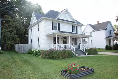 903 Woodside Avenue, Ripon, WI 54971 - Photo 2