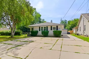 1486 Hastings St, Green Bay, WI 54301 - Photo 1