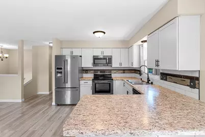 701 W 7th Street, Kaukauna, WI 54130 - Photo 28