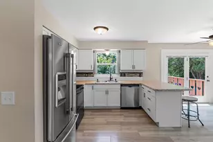 701 W 7th St, Kaukauna, WI 54130 - Photo 26