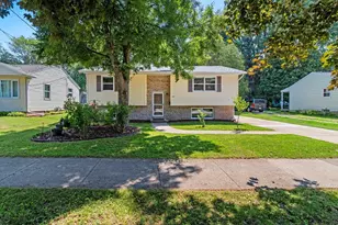 701 W 7th St, Kaukauna, WI 54130 - Photo 4