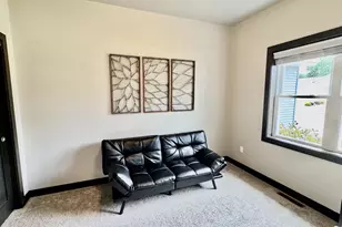 1616 Orchard Dr, Kaukauna, WI 54130 - Photo 16