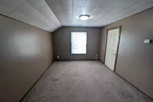 832 Frederick St, Oshkosh, WI 54901 - Photo 20