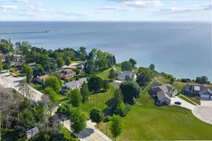 1410 Milwaukee St, Kewaunee, WI 54216 - Photo 6