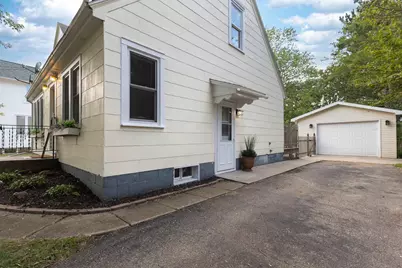 747 Maple Avenue, Wild Rose, WI 54984 - Photo 32