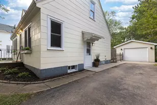 747 Maple Ave, Wild Rose, WI 54984 - Photo 32