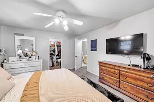 2526 Dunbar Ln, Green Bay, WI 54304 - Photo 14