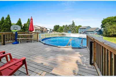 2016 Baltic Terrace, Green Bay, WI 54311 - Photo 40