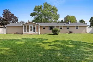 1327 Skylark Ln, Green Bay, WI 54313 - Photo 48