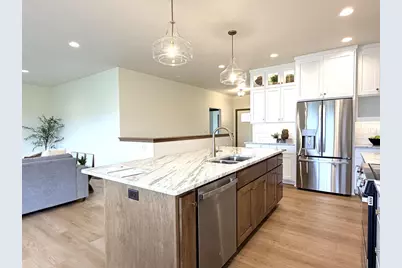 2146 Aurrailia Court, Green Bay, WI 54311 - Photo 12